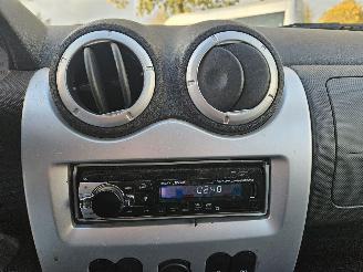 Dacia Sandero 1.2 16V Hatchback  Benzine 1.149cc 55kW (75pk) FWD picture 11