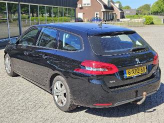 Peugeot 308 1.6 BlueHDi 120 Combi/o 4Dr Diesel 1.560cc 88kW (120pk) FWD 2014-03/2021-06 (LCBHZ) DV6FC; BHZ picture 2