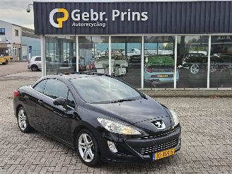 krockskadad bil auto Peugeot 308 1.6 16V THP 150 Cabrio  Benzine 1.598cc 110kW (150pk) FWD 2009/8