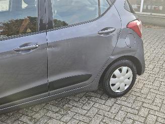 Hyundai I-10 1.0 12V Hatchback  Benzine 998cc 49kW (67pk) FWD picture 10