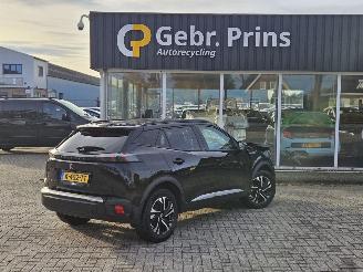 Coche accidentado Peugeot e-2008 e-2008 50 kWh MPV  Elektrisch  100kW (136pk) FWD 2021/3