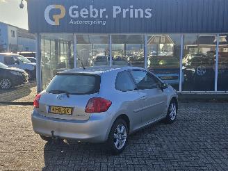 Vaurioauto  passenger cars Toyota Auris 1.6 Dual VVT-i 16V Hatchback  Benzine 1.598cc 91kW (124pk) FWD 2007/7