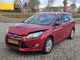 Schadeauto Ford Focus 1.6 SCTi 16V Combi/o  Benzine 1.596cc 110kW (150pk) FWD 2012/1