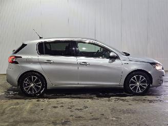Peugeot 308 1.2 12V e-THP PureTech 130 Hatchback 4Dr Benzine 1.199cc 96kW (131pk) FWD picture 6