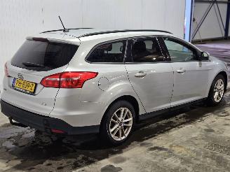 Schadeauto Ford Focus 1.0 Ti-VCT EcoBoost 12V 125 Combi/o  Benzine 998cc 92kW (125pk) FWD 2017/7