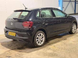 damaged passenger cars Volkswagen Polo 1.0 TSI 12V Hatchback 4Dr Benzine 999cc 70kW (95pk) FWD 2020/1