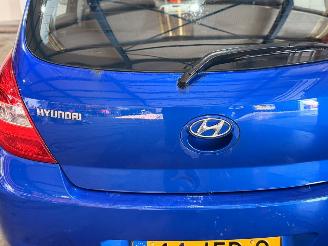 Hyundai I-20 1.4i 16V Hatchback  Benzine 1.396cc 74kW (101pk) FWD picture 10