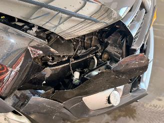 Dacia Sandero STEPWAY 0.9 TCE 12V Hatchback  Benzine 898cc 66kW (90pk) FWD picture 10