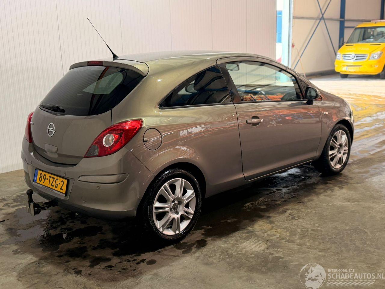 Opel Corsa 1.2 16V LPG Hatchback   1.229cc 63kW (86pk) FWD