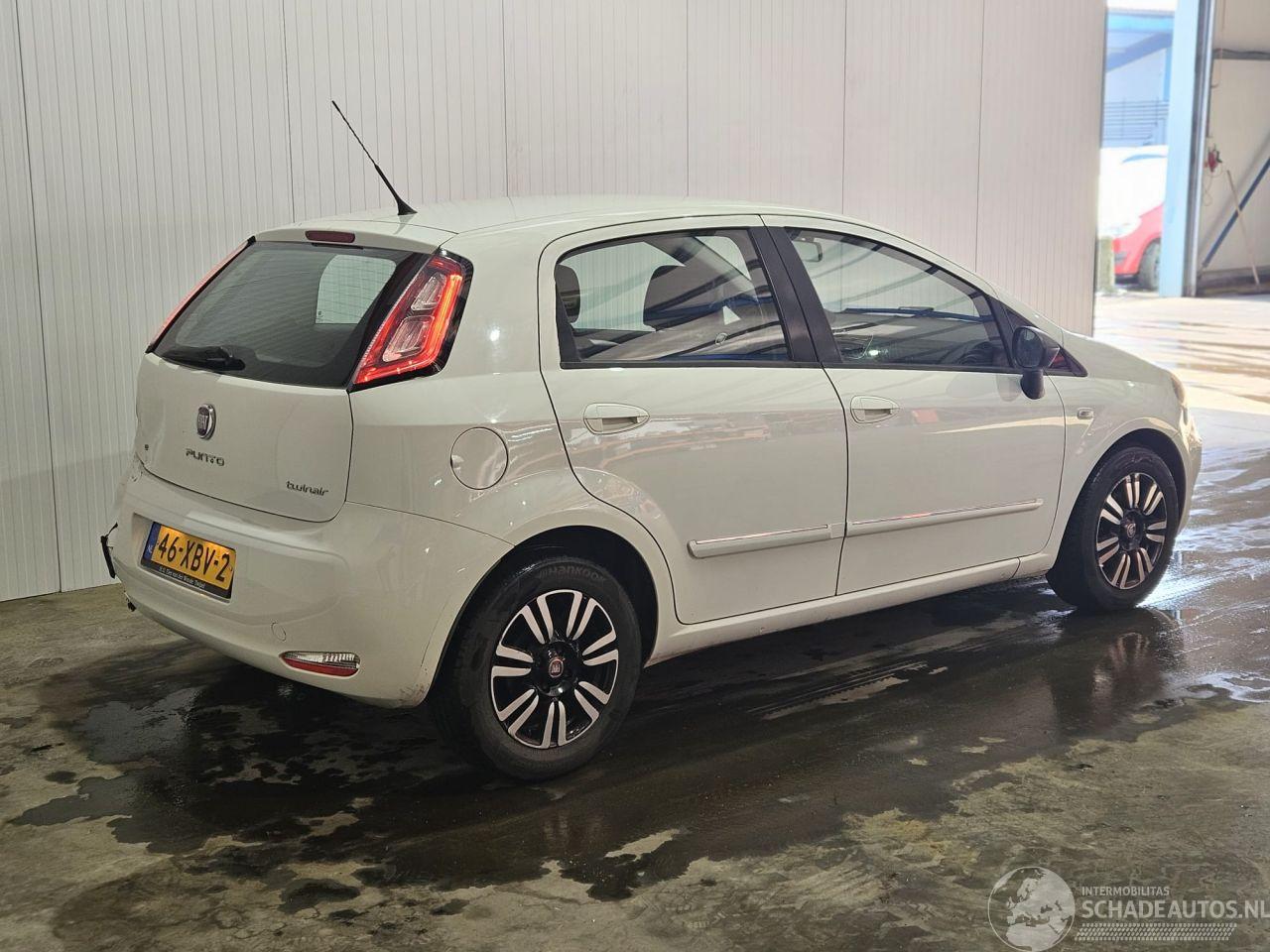 Fiat Punto 0.9 TwinAir Hatchback  Benzine 875cc 63kW (86pk) FWD