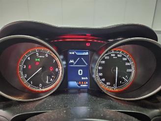 Suzuki Swift 1.2 Dual Jet 16V Smart Hybrid Hatchback 4Dr Elektrisch Benzine 1.242cc 61kW (83pk) FWD picture 15