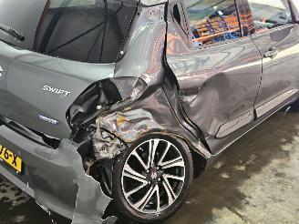 Suzuki Swift 1.2 Dual Jet 16V Smart Hybrid Hatchback 4Dr Elektrisch Benzine 1.242cc 61kW (83pk) FWD picture 6