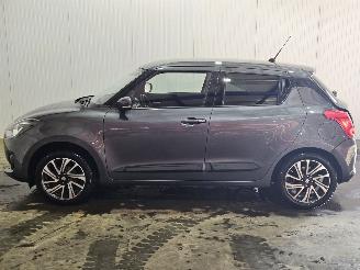 Suzuki Swift 1.2 Dual Jet 16V Smart Hybrid Hatchback 4Dr Elektrisch Benzine 1.242cc 61kW (83pk) FWD picture 2