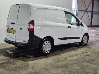 skadebil bedrijf Ford Transit Courier Van WIT 1499CC 55KW 2016 2016/7