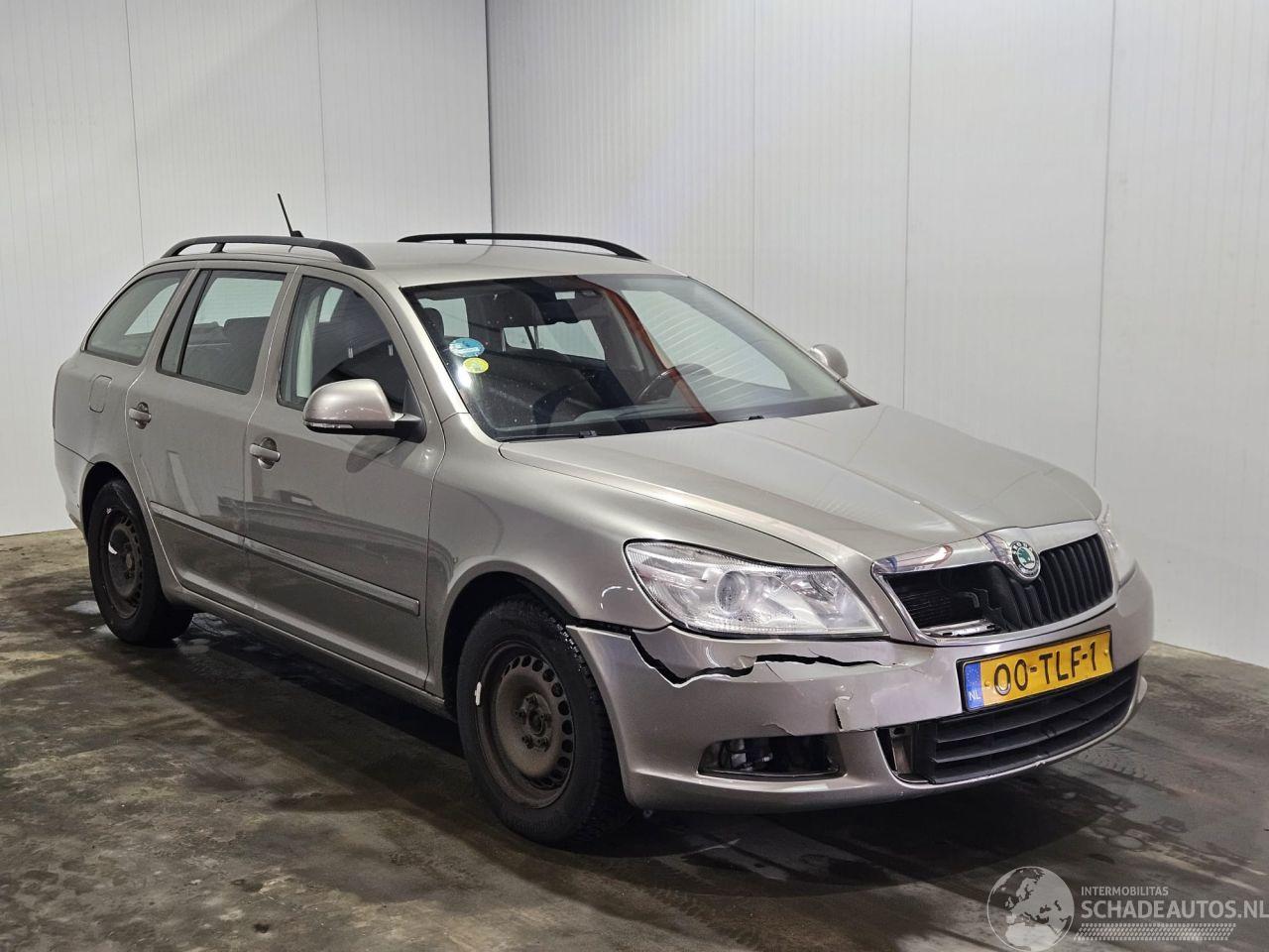 Skoda Octavia 1.6 TDI Greenline Combi/o 4Dr Diesel 1.598cc 77kW (105pk) FWD