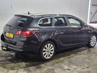 Opel Astra 1.4 Turbo 16V Combi/o  Benzine 1.364cc 103kW (140pk) FWD picture 2