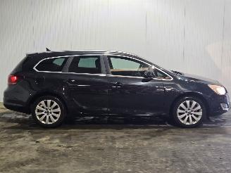 Opel Astra 1.4 Turbo 16V Combi/o  Benzine 1.364cc 103kW (140pk) FWD picture 2
