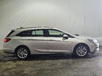 Opel Astra 1.0 Turbo 12V Combi/o  Benzine 999cc 77kW (105pk) FWD picture 2