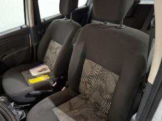 Dacia Sandero 1.2 16V Hatchback  Benzine 1.149cc 55kW (75pk) FWD picture 9