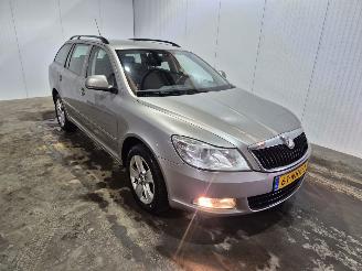 Skoda Octavia 1.2 TSI Combi/o 4Dr Benzine 1.197cc 77kW (105pk) FWD picture 3
