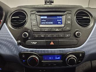 Hyundai I-10 1.0 12V Hatchback  Benzine 998cc 49kW (67pk) FWD picture 12