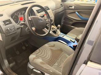 Ford Kuga 2.0 TDCi 16V SUV  Diesel 1.997cc 100kW (136pk) FWD picture 11