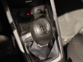 Kia Cee d 1.4 16V Combi/o  Benzine 1.396cc 66kW (90pk) FWD picture 11