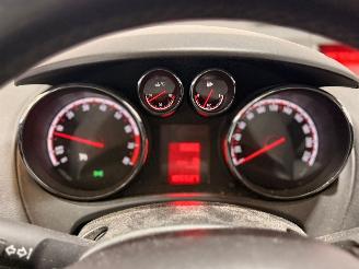 Opel Meriva 1.4 16V Ecotec MPV  Benzine 1.398cc 74kW (101pk) FWD picture 13