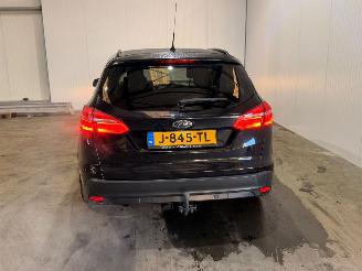 Ford Focus 1.0 Ti-VCT EcoBoost 12V 125 Combi/o  Benzine 998cc 92kW (125pk) FWD picture 2