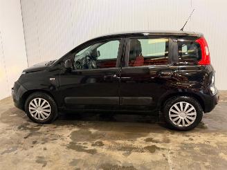 Fiat Panda 0.9 TwinAir 60 Hatchback  Benzine 964cc 44kW (60pk) FWD picture 2