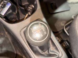 Kia Picanto 1.2 16V Hatchback  Benzine 1.248cc 63kW (86pk) FWD picture 13