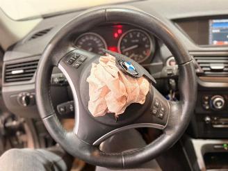 BMW X1 xDrive 20i 2.0 16V Twin Power Turbo SUV  Benzine 1.997cc 135kW (184pk) 4x4 picture 17