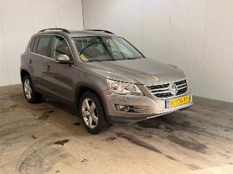 skadebil auto Volkswagen Tiguan 1.4 TSI 16V 4Motion SUV  Benzine 1.390cc 110kW (150pk) 4x4 2009/4