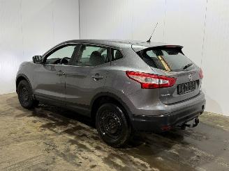 Auto incidentate Nissan Qashqai 1.2 Benzine grijs 1197CC 2013/12