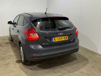 Ford Focus 1.0 Ti-VCT EcoBoost 12V 125 Hatchback  Benzine 998cc 92kW (125pk) FWD picture 4