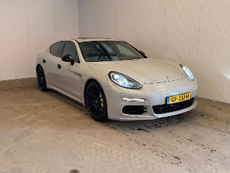 Coche accidentado Porsche Panamera S E-HYBRID 3.0 V6 24V S E-Hybrid Liftback  Elektrisch Benzine 2.995cc 245kW (333pk) RWD 2015/5