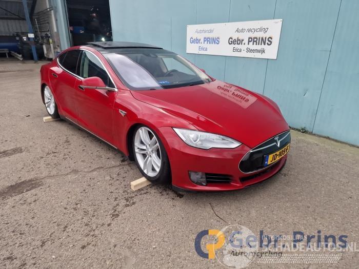Tesla Model S Model S, Liftback, 2012 70D