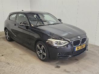 skadebil auto BMW 1-serie 116i 1.6 16V Hatchback 2Dr Benzine 1.598cc 100kW (136pk) RWD 2012/11