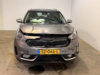 Kia Niro 1.6 GDI Hybrid SUV picture 4