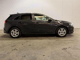 Kia Ceed 1.5 T-GDi DynamicPlusLine picture 2