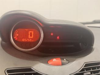 Renault Twingo 1.2 16V GT TCE picture 13