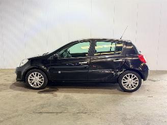 Renault Clio 2.0-16V Dynamique S picture 6