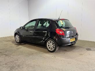 Renault Clio 2.0-16V Dynamique S picture 5