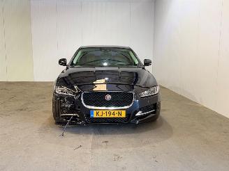 Jaguar XE 2.0 D Corporate Edition R-Sport picture 4