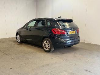 Voiture accidenté BMW 2-serie 218i 1.5 TwinPower Turbo 2015/8