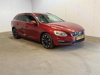 Volvo V-60 1.6 D2 Summum picture 5