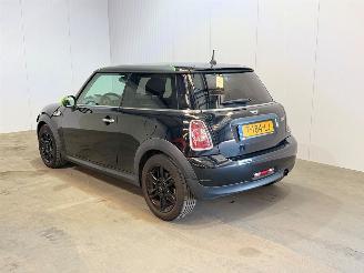 damaged passenger cars Mini Mini 1.6 One 2013/5