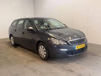 damaged passenger cars Peugeot 308 1.2 PureTech Access 2016/2