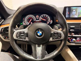 BMW 5-serie M550i xDrive High Executive picture 12
