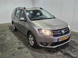 Voiture accidenté Dacia Logan 0.9 TCE 12V Combi/o  Benzine 898cc 66kW (90pk) FWD 2015/1